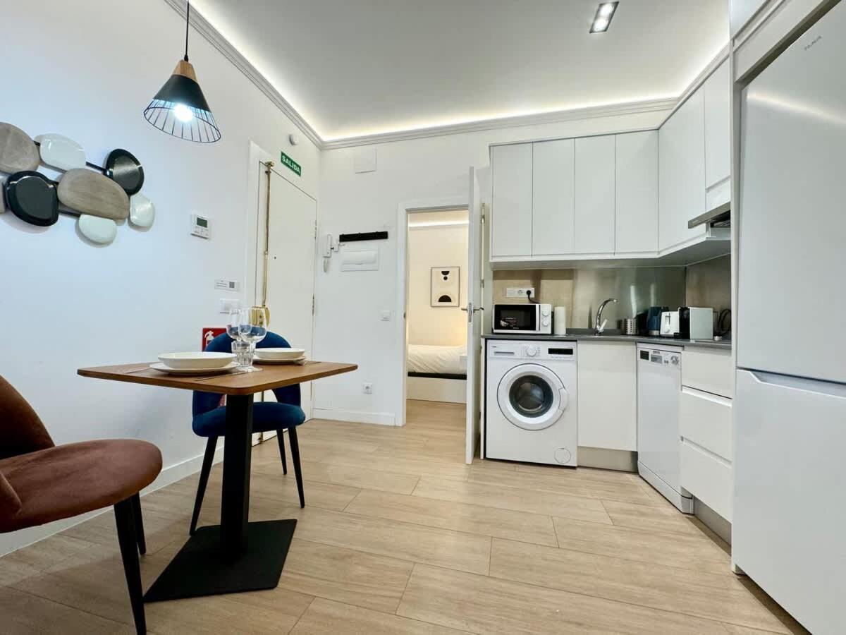 Plaza Mayor Cozy Private Apartment With Ac Madrid Dış mekan fotoğraf